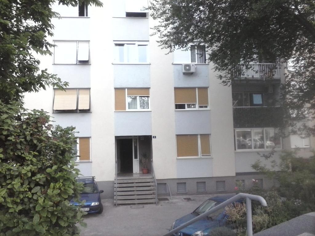 Klara Studio Apartman Split Exterior foto